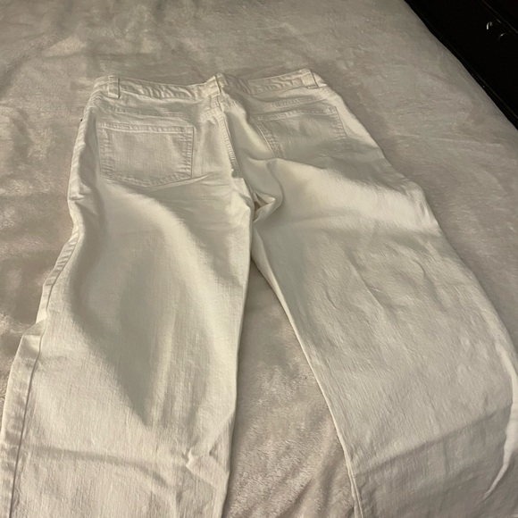 Ladies white jeans - Picture 3 of 4